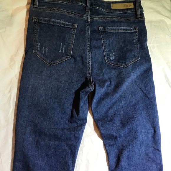 Women’s Cello Jeans - Picture 2 of 3